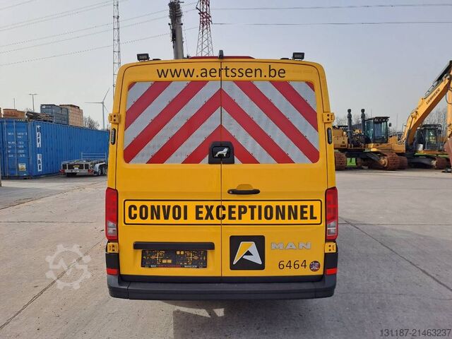 Kombi s vysokou střechou MAN TGE 3.140 4x2F SB (2pcs available)