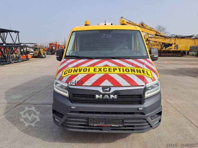 Kombi s vysokou střechou MAN TGE 3.140 4x2F SB (2pcs available)