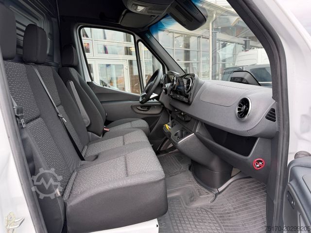Duba panelată MERCEDES-BENZ Sprinter 319 CDI 4325 DISTRONIC Klima AHK