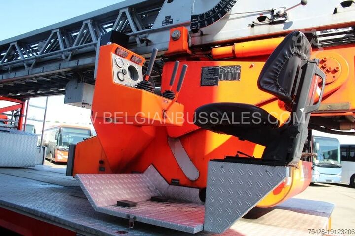 Renault brandweerwagen METZ /Brandweer / Brandweerwagen / Bomberos/ Pompiers Renault Brandweerwagen METZ /Feuerwehr / Firetruck / Bo...