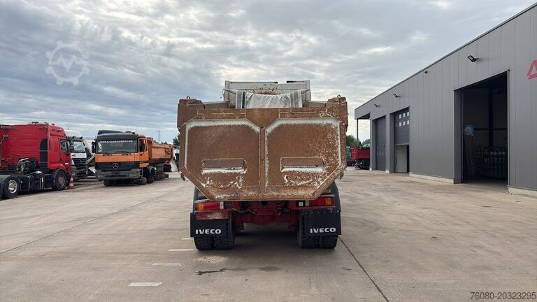 Tipper Iveco EUROTRAKKER 320 E 35 (GRAND PONT / LAMES / POMP...