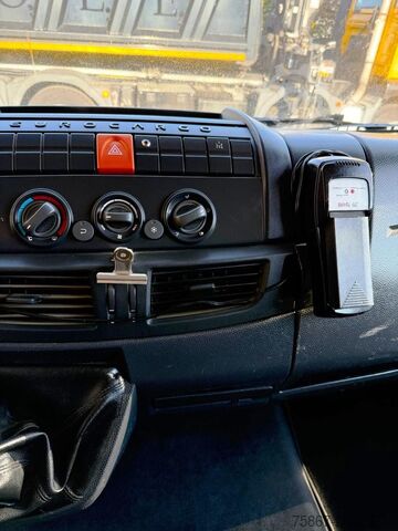 Tipptruck Iveco EUROCARGO 180E28