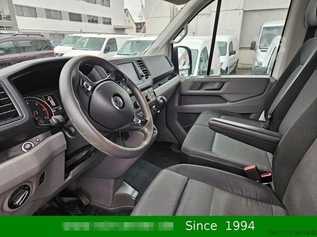 Minibus VOLKSWAGEN Crafter 35 mittellang Hoch FWD Bott/Ahk.3,0t