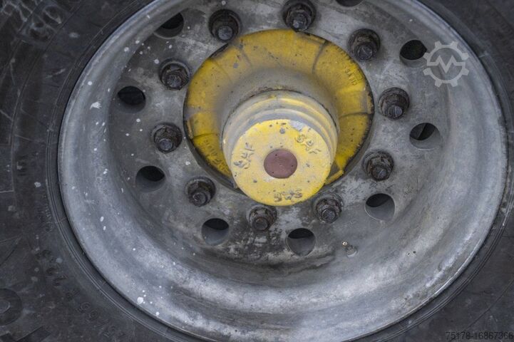 Mixeur DE BUF BETON MIXER/MALAXEUR/MISCHER-12M3