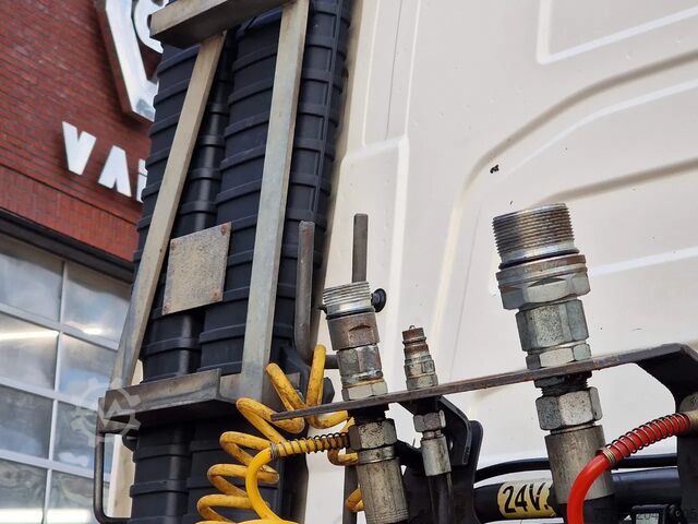 Standard-SZM Volvo FH 13.500 Globetrotter 6x2 - PTO/Hydraulic - 3...