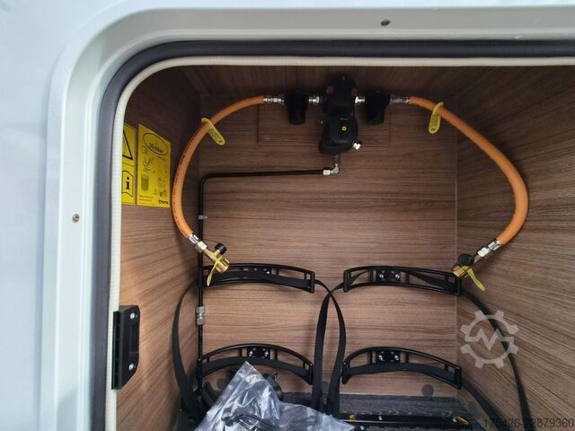 Polointegrovaný obytný vůz KNAUS Van TI VANSATION 650 MEG *Safety Paket*