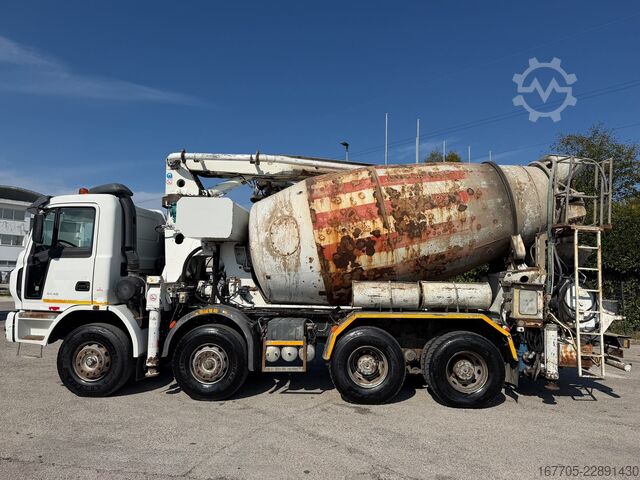Betonpompwagen Astra HD8 84.45