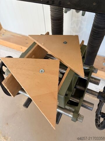 Zapfenfräsmaschine Makita 5500S