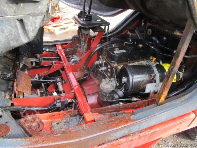 Dízel targoncák Linde H25D-03 - Triplex-Freihub 4,7m + Seitenschieber