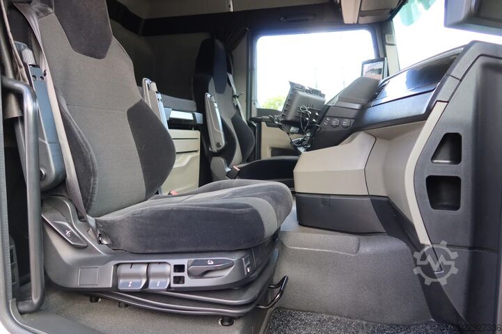 Valise MAN TGL 8.190 Bakwagen + Laadklep DHollandia 1500 kg