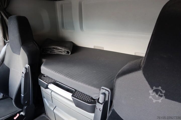 Valise MAN TGL 8.190 Bakwagen + Laadklep DHollandia 1500 kg
