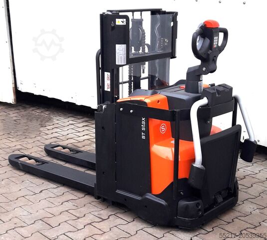 High-lift pallet truck - ride-on BT SWE 200 D