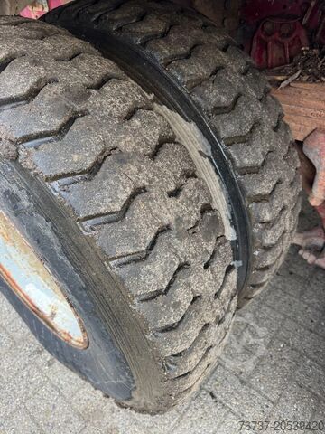 Iveco Turbotech 260-30-HOUTVERSNIPPERAAR-BROYEUR A BOIS Iveco Turbotech **260-30-WOOD CHIPPER-BROYEUR A BOIS**