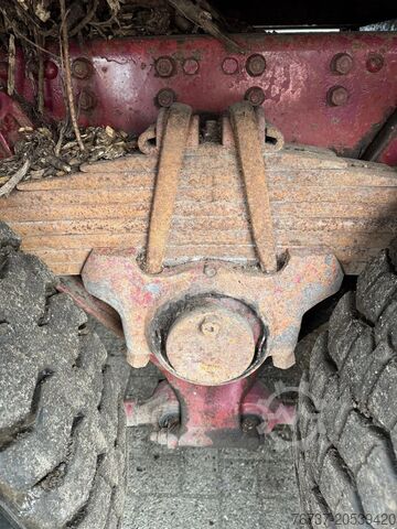 Iveco Turbotech 260-30-HOUTVERSNIPPERAAR-BROYEUR A BOIS Iveco Turbotech **260-30-WOOD CHIPPER-BROYEUR A BOIS**