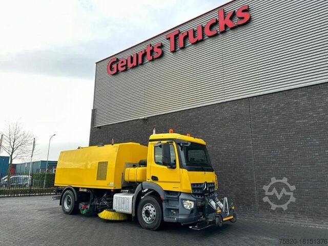 Veegmachine Mercedes-Benz Arocs 1824 4X2 BEAM A9000 SWEEPING TRUCK/ KEHRM...