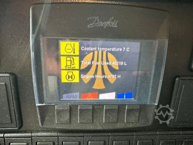 Balayeuse Mercedes-Benz Arocs 1824 4X2 BEAM A9000 SWEEPING TRUCK/ KEHRM...