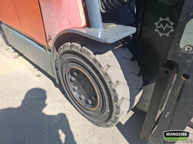 Gaffeltruck Toyota 7FBMF30