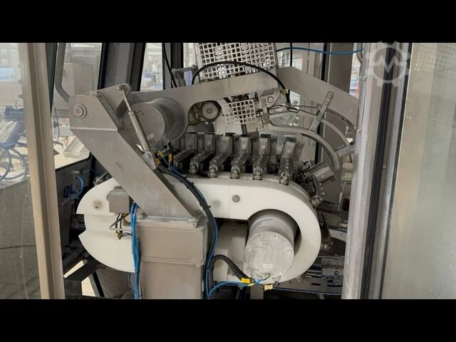 Gebruikte Tetra Pak A3 Speed 200 ml Prisma lijn voor UHT DOMINO A3/Speed V040