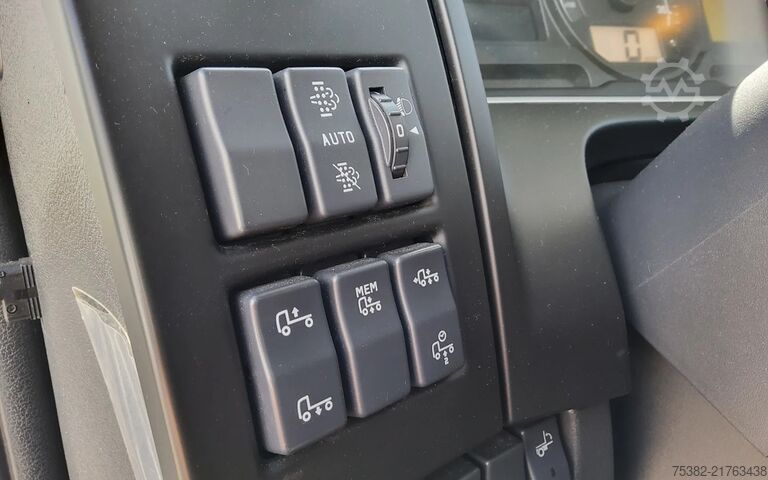 Kuffert Renault D240 P4x2 - ACC. - 21-BSJ-7 - BAKWAGEN - 12 TON...