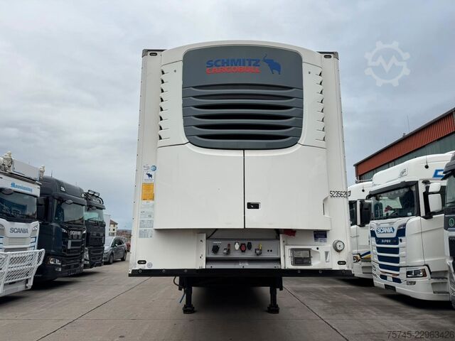 Ψυκτικός ημιρυμουλκούμενος SCHMITZ CARGOBULL SCB*S3T * DOPPELSTOCK * LIFTACHSE * 2,50 M BREIT