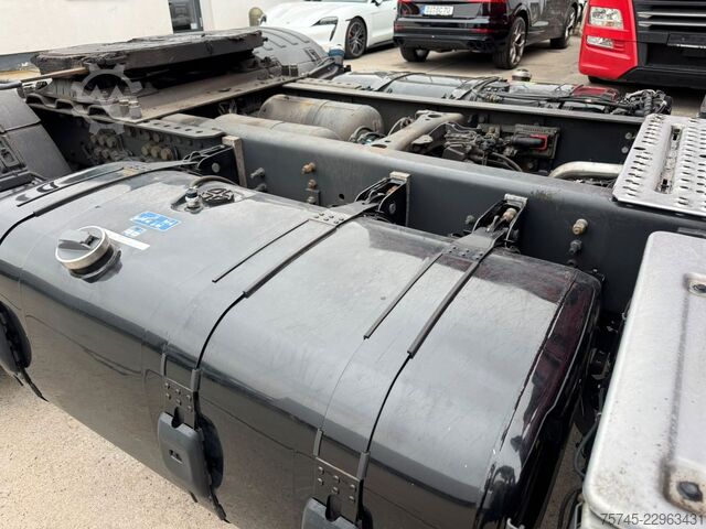Τυπική μονάδα τράκτορα SCANIA R 460 * STANDKLIM* LEDER * 2 X TANK * 1. HAND *