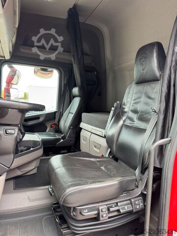 Τυπική μονάδα τράκτορα SCANIA R 460 * STANDKLIM* LEDER * 2 X TANK * 1. HAND *
