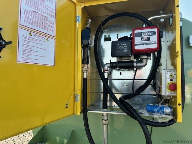 Speciale doeleinden vrachtwagen Emiliana Serbatoi TF 9/50, Betankungsanlage, 9m³