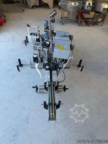 Equipamento de rotulagem EME Series 2000 / 4000 Twin-Head Labeller