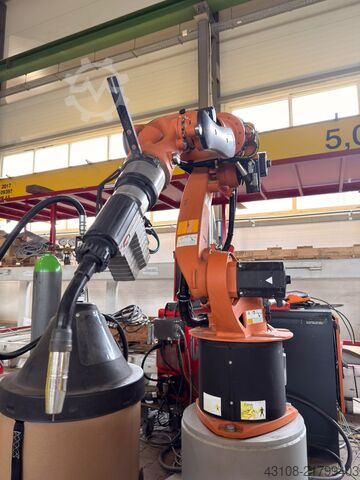 Robot industrial KUKA KR 16 L8 arc HW