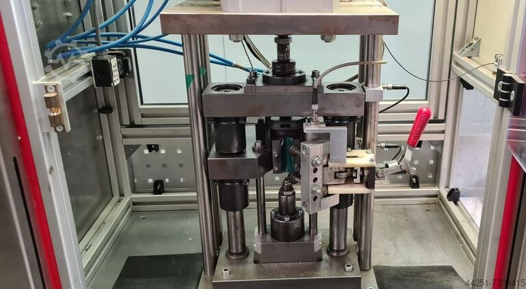 Dispositivo a pressione per perni in ceramica Iwesa O-PC-SE-P