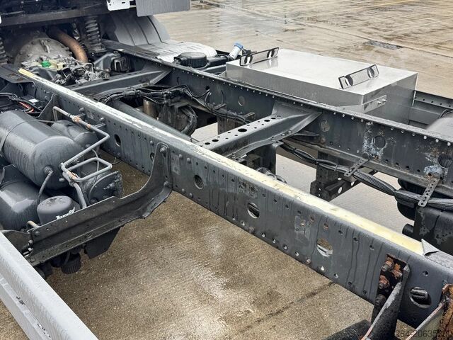 Chassis met cabine Mercedes-Benz Atego 1024 PTO