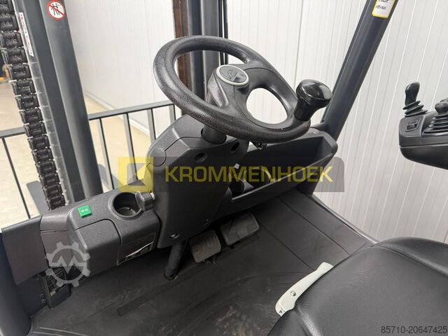 Wózek widłowy Linde H 40 T-02