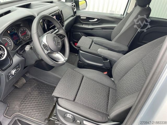 Minibus MERCEDES-BENZ Vito 116 Tourer PRO 4x4 lang STANDHZ AHK PDC KAM