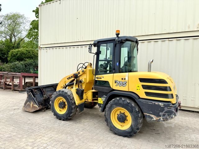 Încărcător pe roți YANMAR V70S Schwenklader / 2017 BJ / Schaufel + Gabel