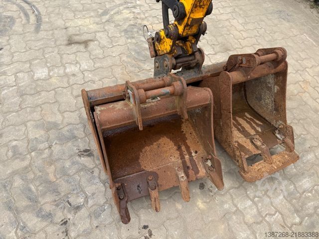 Miniescavatore JCB 8026 CTS / 2021 BJ / 1.589 H / 3 x Löffel