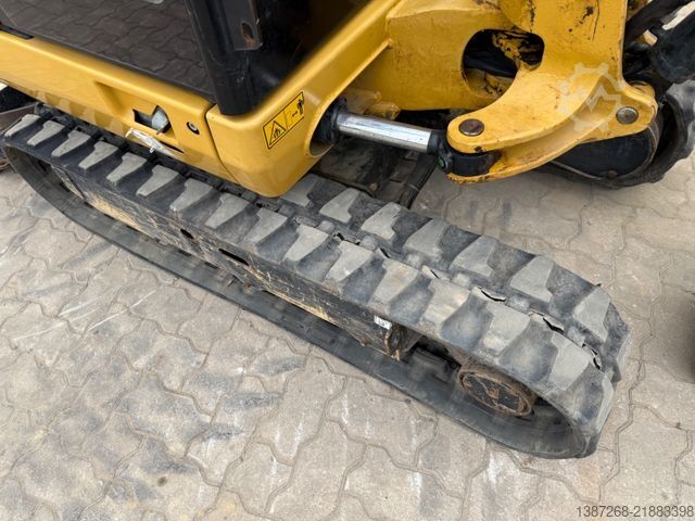 Mini excavator CATERPILLAR 301.7D / 2017 BJ / 1.597 H / 2 x Löffel / MS01