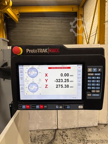 Máquina de trituração XYZ Machine Tools RMX 3500 Bed Milling Machine