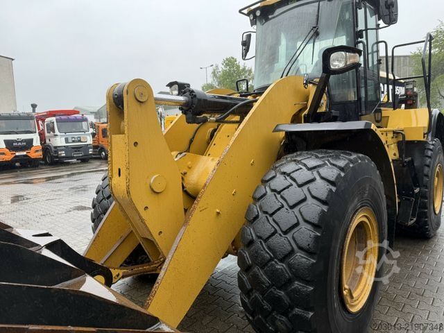 Kolový nakladač CATERPILLAR 950M Radlader *Waage *19,2 Tonnen *13.384