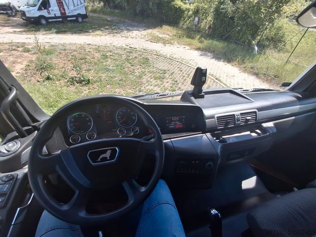 Skříňový nákladní automobil MAN MAN TGM 18.290