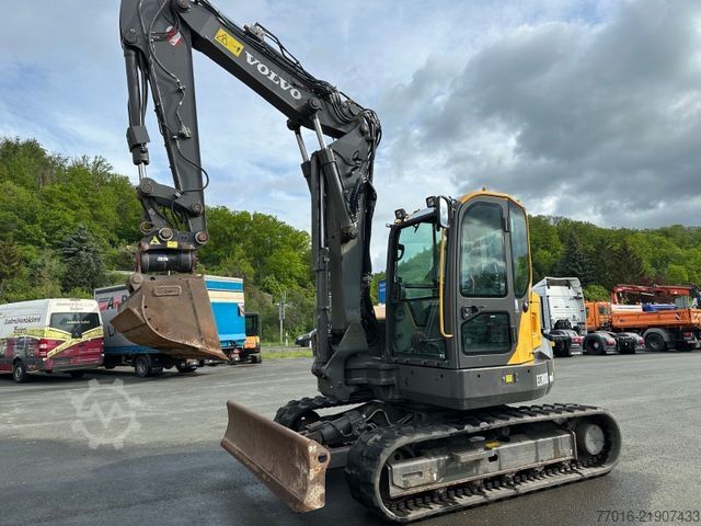 Pásový bagr VOLVO EC88D,Verstellausleger,Powertilt,Klima, 3 Löffel