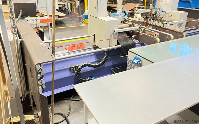 Furnérfűző gép Fisher+Rueckle EM-28