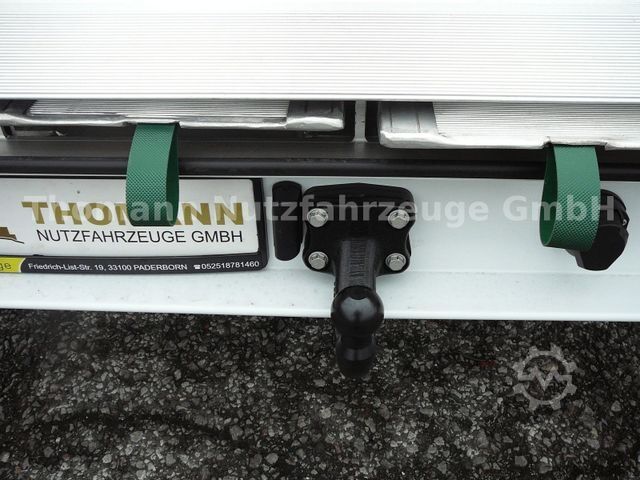 Furgone trasportatore di auto RENAULT Master 2,3DCI Autotransporter Klima Luftfederung