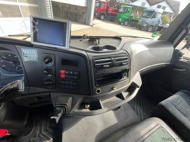 Prilagođeni kombi MERCEDES-BENZ Atego 818 L Möbelkoffer LBW Möbelkoffer +S