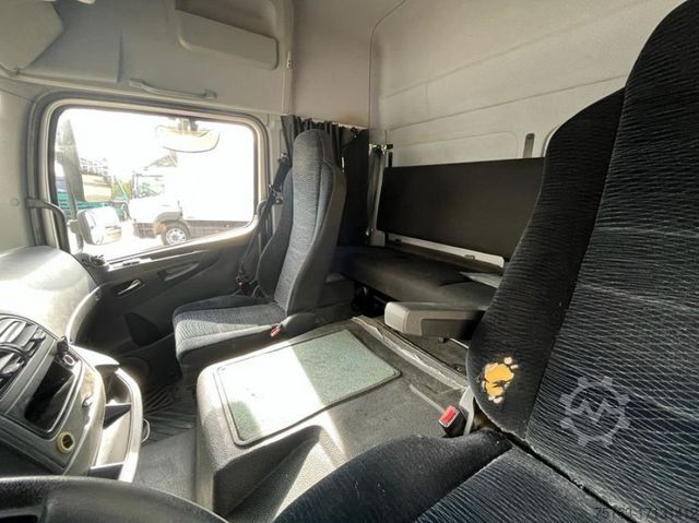 Fourgon tôlé MERCEDES-BENZ Atego 818 L Möbelkoffer LBW Möbelkoffer +S