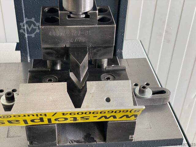 Punch, complete with base frame Pressta Eisele Dyno 9