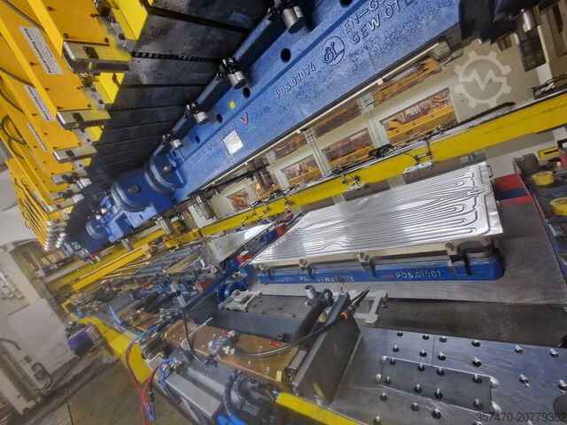 Transferová progresivní servo lis AIDA DSF-TE4-20000-730-250 - 2000 ton