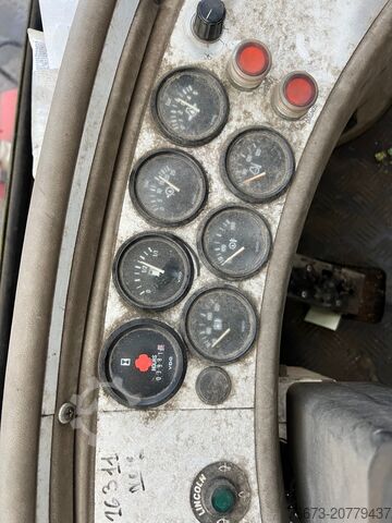 Uređaj za slaganje kontejnera Stevtruck 16CS5H