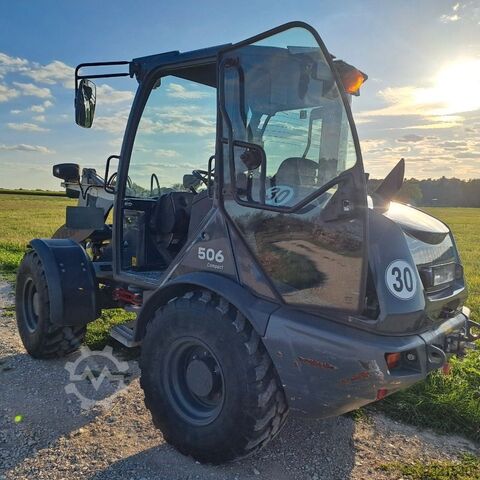 Ładowarka kołowa LIEBHERR L506