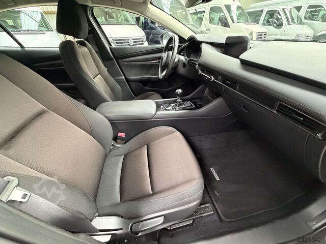 Furgon MAZDA 3 2.0 SKYACTIV-X M-Hybrid Navi Motor Defekt !!