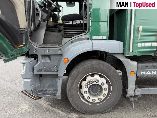 Autocamion cu caroserie tip cutie MAN TGM 18.290 4x2 BL CH